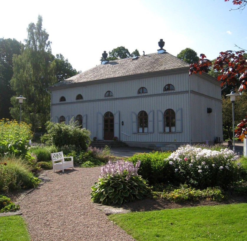 Ett stort hus på Piperska Lundsbrunn